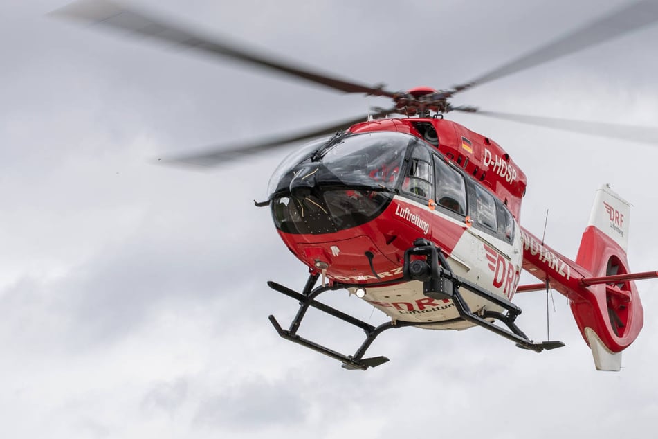 Teenager stirbt bei Unfall mit Fahrerflucht