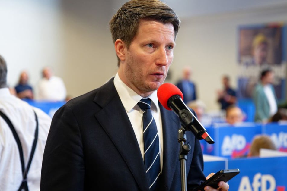 NRW-Landesparteichef Martin Vincentz (40) gehört zum eher gemäßigten Lager der AfD.