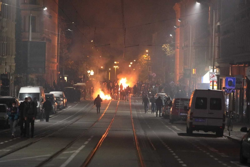 Im Süden Leipzigs heizt sich die Stimmung immer mehr auf.