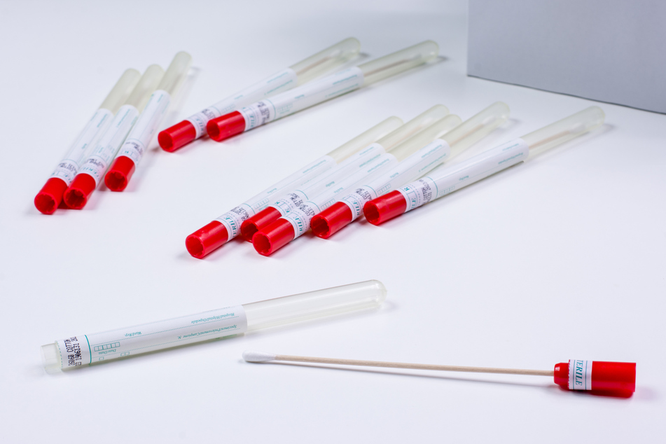 PCR-Tests werden in anderen Ländern wie auch in Deutschland genutzt, um Menschen auf eine Coronavirus-Infektion zu untersuchen. (Symbolbild)