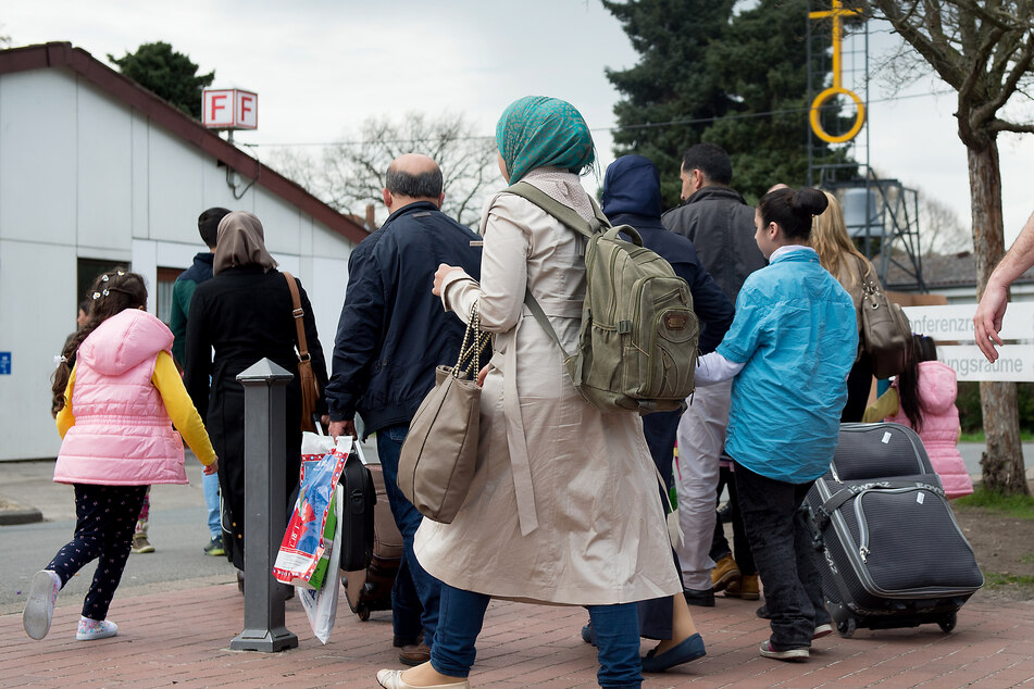 Die Zahl der Flüchtlinge, die in Sachsen aufgenommen werden, soll festgelegt werden.