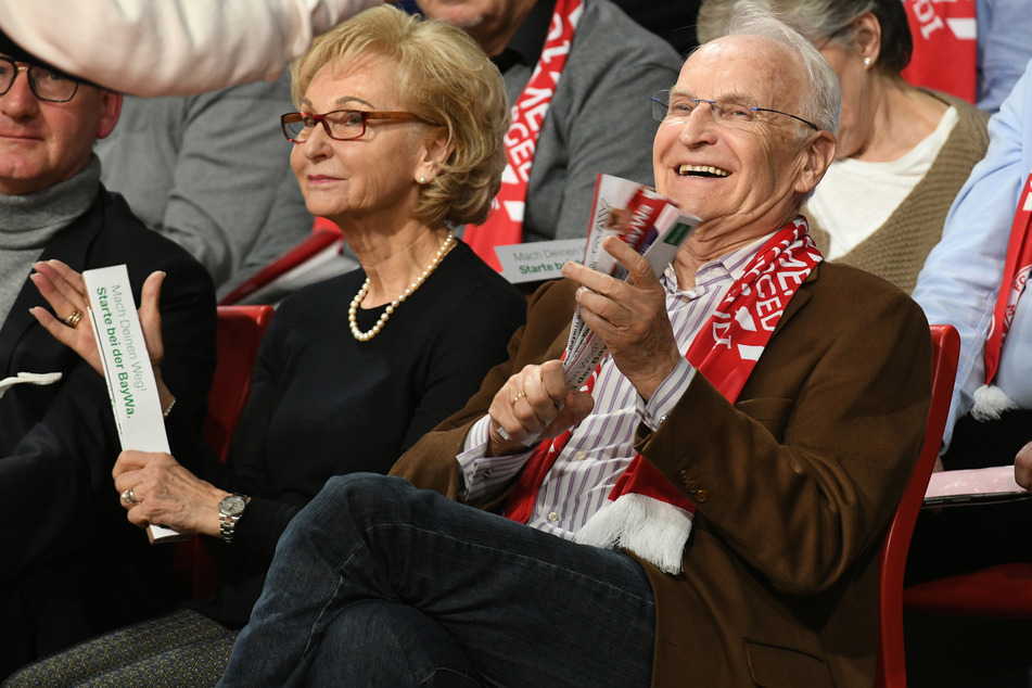 Edmund Stoiber ist Aufsichtsratsmitglied beim FC Bayern München.