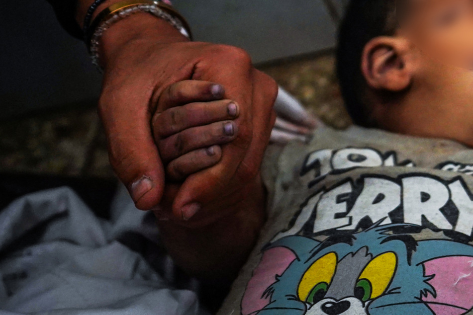 Die meisten Opfer des jüngsten israelischen Angriffs in Rafah sind laut palästinensischen Angaben Frauen und Kinder.