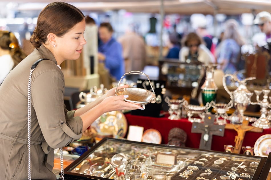 In der Neustädter Markthalle wartet der Trödelmarkt.