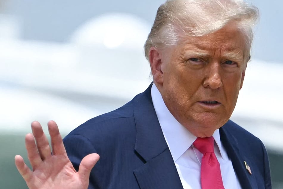 Trump pushes back at reports about his guidance to Ukraine