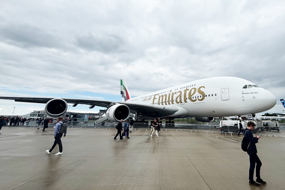 Ein Blickanfang am Eingang der ILA: Der A380 von Emirates.