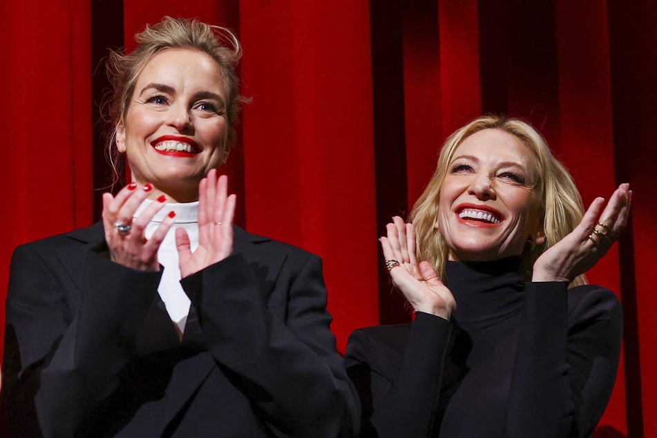 Nina Hoss (47, l.) und Cate Blanchett (53, r.) vergangenen Donnerstag nach der Deutschlandpremiere ihres Films "Tár".