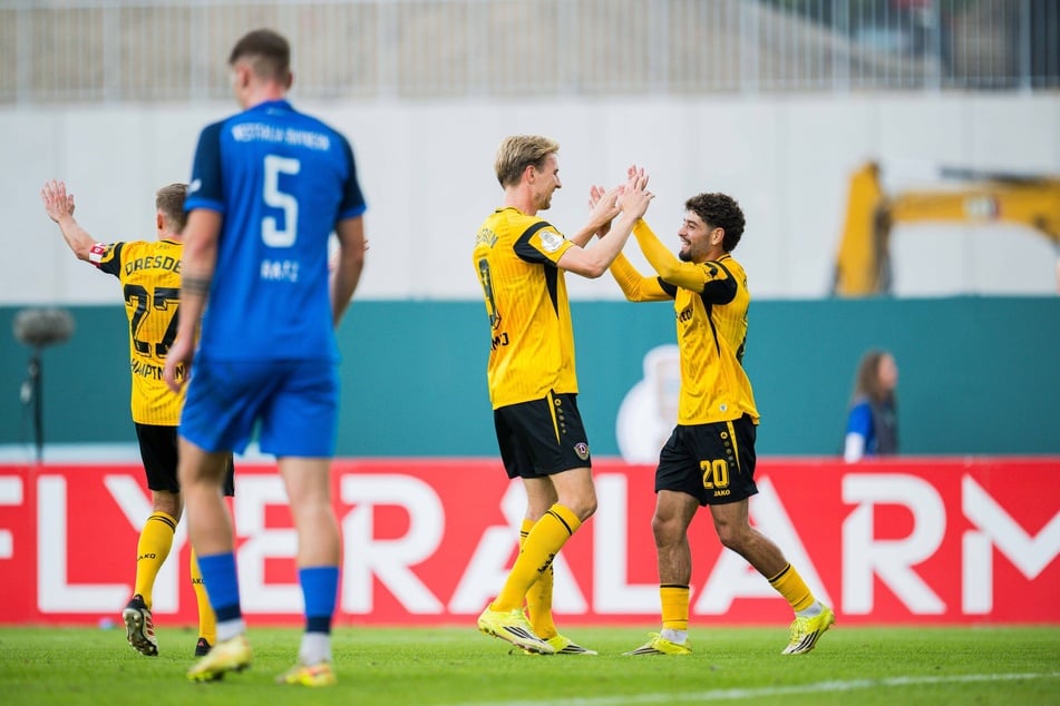 Ben Bobzien (23, r.) hatte auf Vincent Vermeij (32) geflankt, der zum 3:0 traf. Später reihte sich Bobzien selbst in die Torschützenliste ein.
