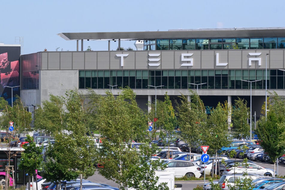Vorfall bei Betriebsratssitzung: Tesla zeigt Mitglied von IG Metall an