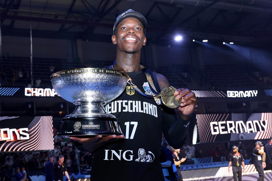Dennis Schröder es nombrado MVP del Eurobasket y celebra su 32.º cumpleaños el lunes.