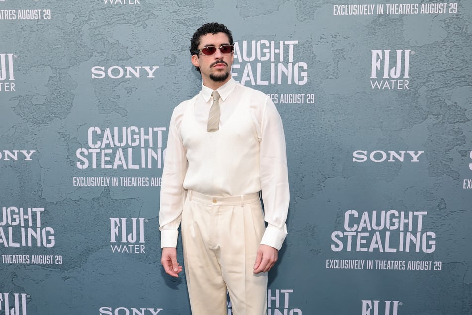 Bad Bunny (31) wird in der Super-Bowl-Halbzeit-Show auftreten.
