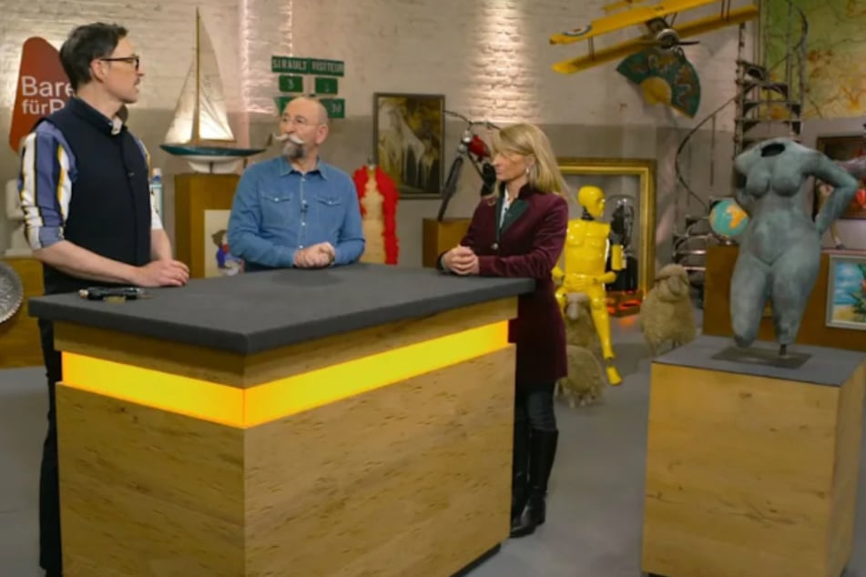 Katja Heindle aus Bad Birnbach hat eine ungewöhnliche Bronze mit zu "Bares für Rares" gebracht.