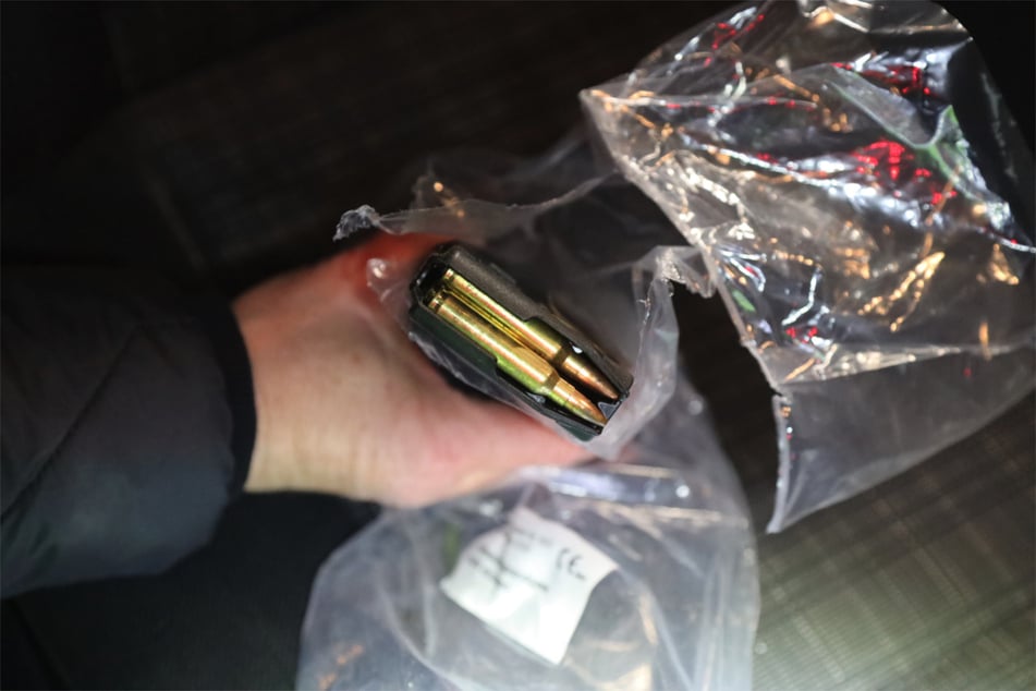 Dieses Magazin lag einfach an der Autobahn herum.