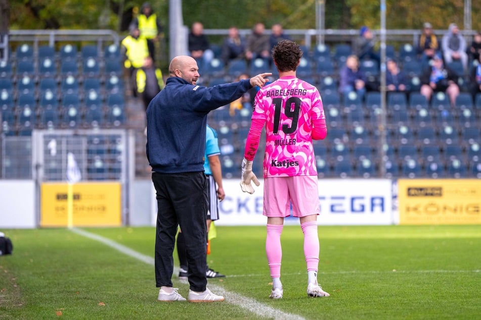 Babelsberg-Keeper Niclas Müller (r.) lief gegen seinen Ex-Club zur Höchstform auf.