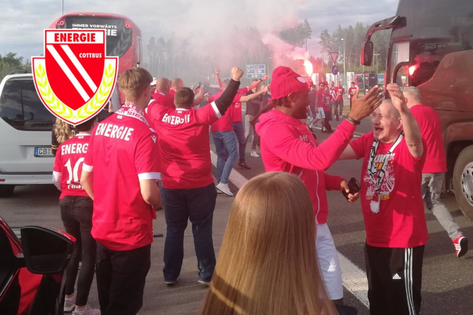 Cottbuser Aufstiegsparty live - Fans fordern: "Pele hol' das Freibier raus"