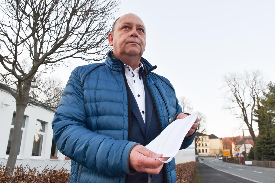 Damino-Chef Dirk Ladenberger (52) verspricht 500 Euro Belohnung für den Tipp zum Raddieb.