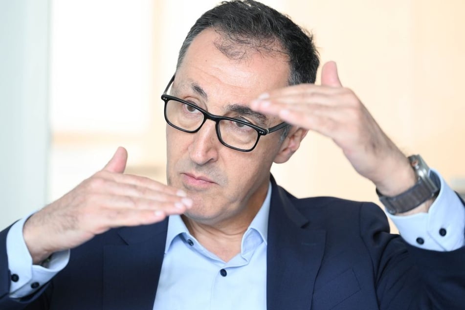 Cem Özdemir (60, Grüne) ist Spitzenkandidat für die Landtagswahl in Baden-Württemberg am 8. März.