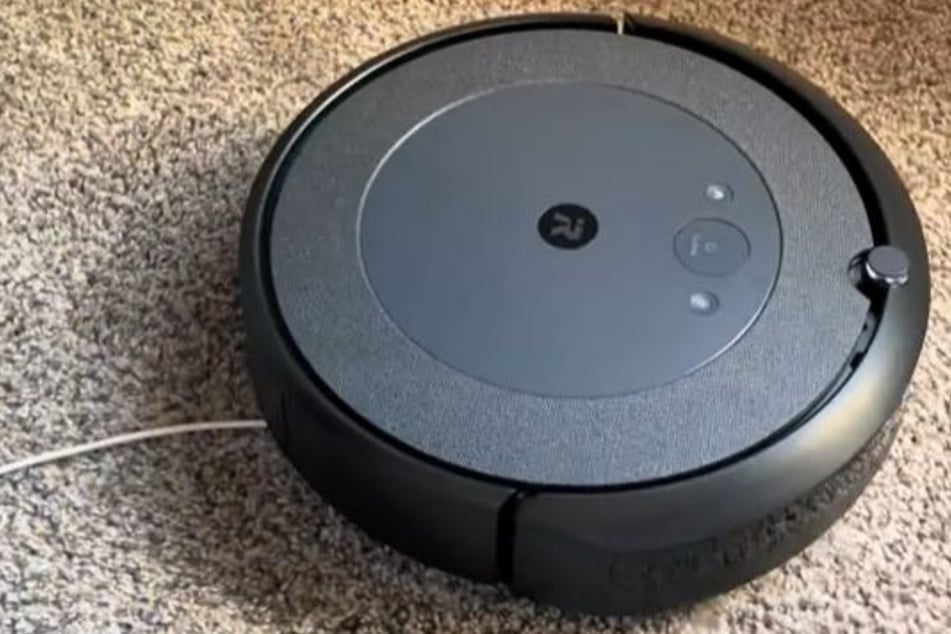 This cat's hysterical use for a robot vacuum has got TikTokers in stitches, and the mischievous kitty has now gone viral on the app!