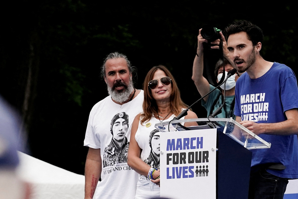 March For Our Lives: Thousands rally in DC to demand gun reform