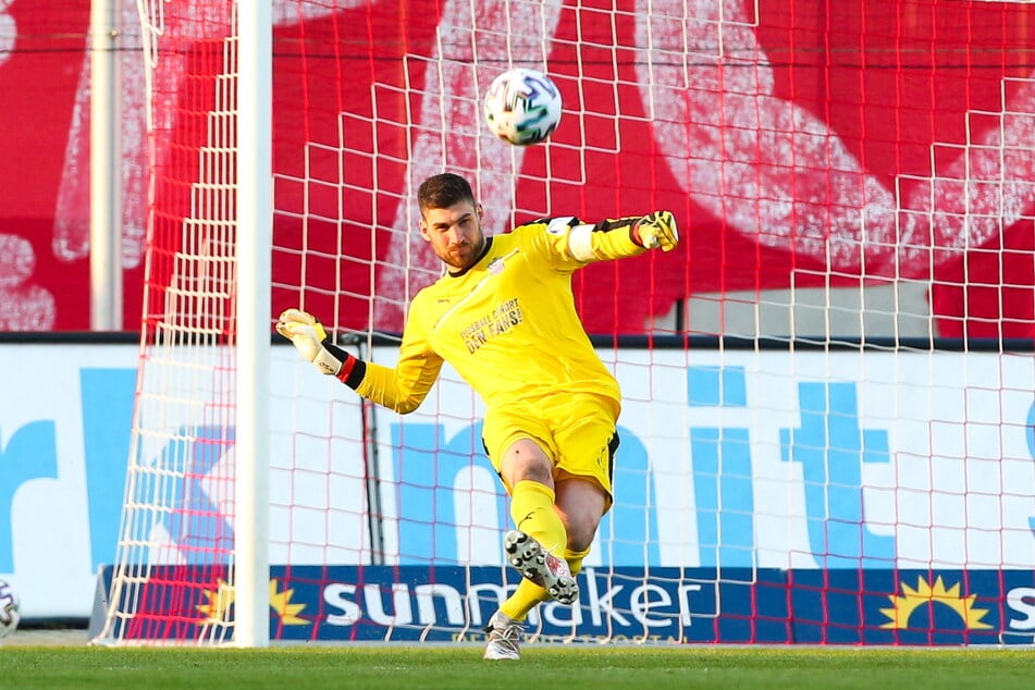 FSV-Kapitän und Torhüter Johannes Brinkies (27) will endlich die Sieglosserie in der Liga beenden und den Klassenerhalt sicher machen.