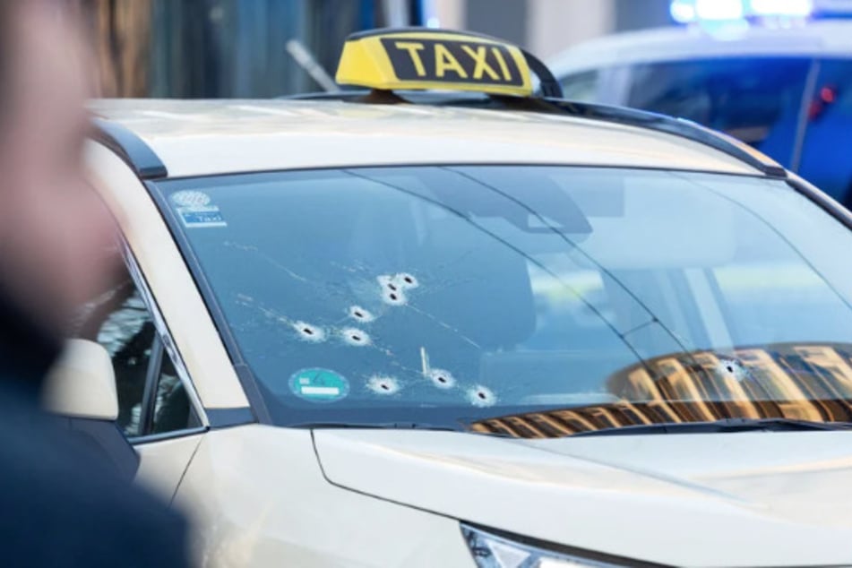 Von insgesamt fünf Kugeln soll Influencer Çağdaş B. (40) bei dem Mordanschlag auf seine Person getroffen worden sein.