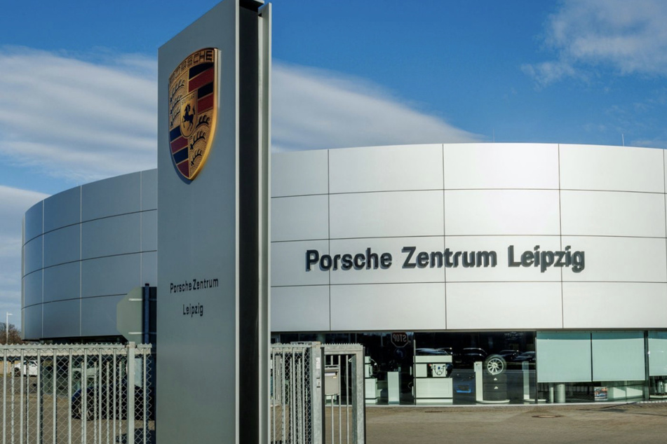 Das Porsche Zentrum in Leipzig blickt auf ein erfolgreiches Jahr zurück - 2022 soll es unter VW weitergehen.