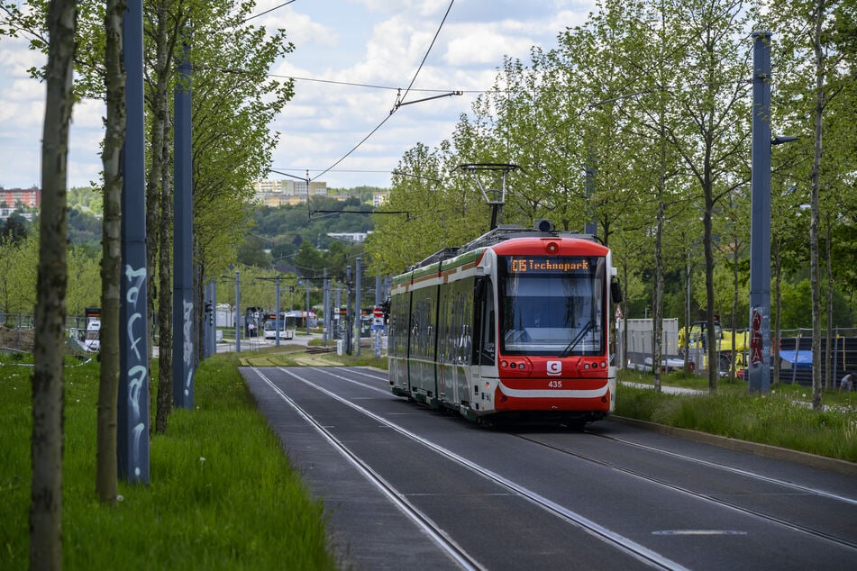Am Montagabend wurde eine 84-jährige Seniorin in einer CityBahn beklaut. (Archivfoto)