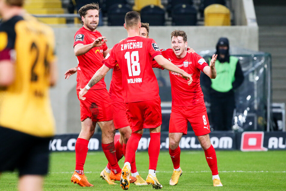 Leon Jensen (23, r.) deutete beim FSV Zwickau immer wieder an, was er drauf hat.
