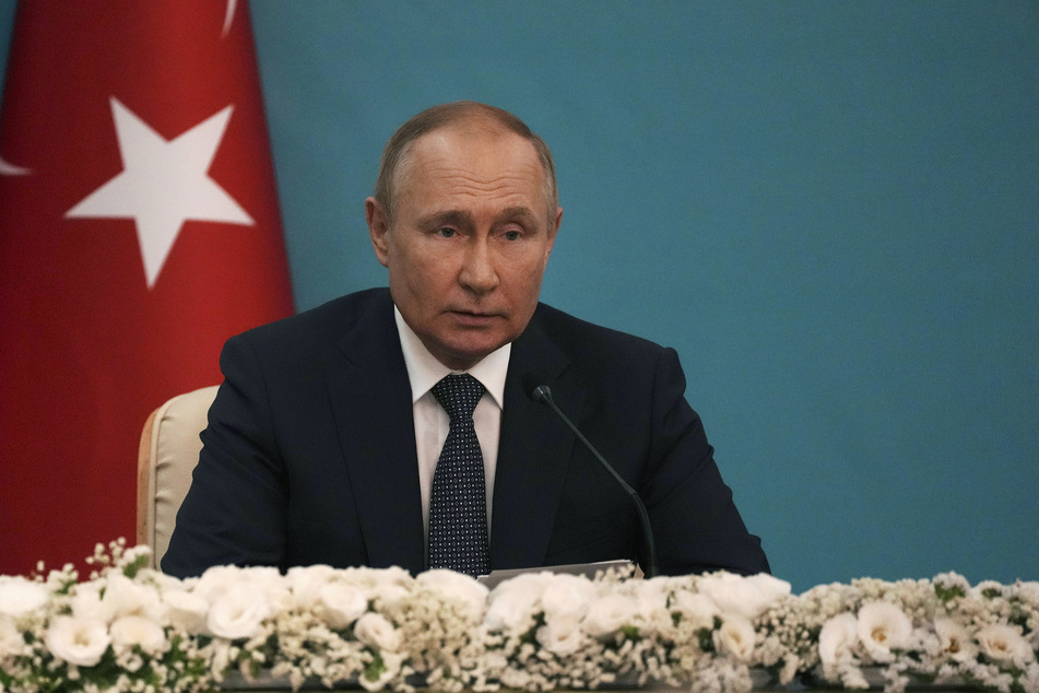 Der russische Präsident Wladimir Putin (69) scheint mit seinen Nord-Stream-2-Angeboten in der Ampel-Koalition niemanden beeindrucken zu können.