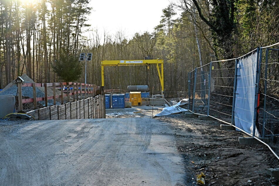 Auch für den Industriesammler Nord, der Abwassermengen der Chip-Industrie ins Klärwerk führen soll, wurden bereits Arbeiten in der Heide durchgeführt.