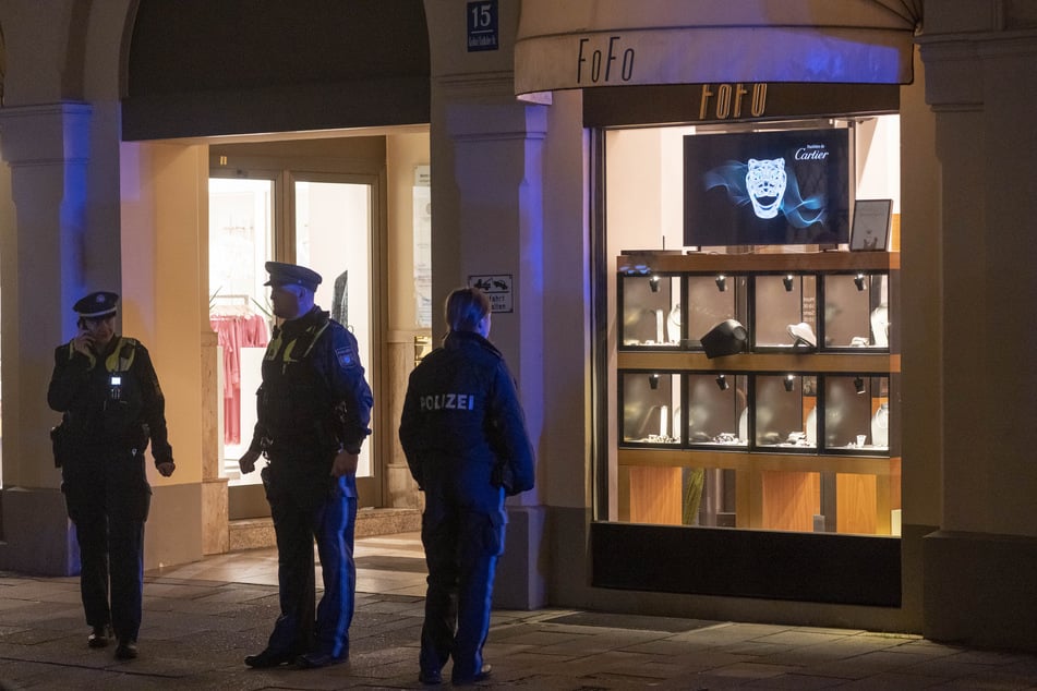 Juwelenraub in München: Erster Tatverdächtiger gefasst - Polizei jagt zweiten Komplizen