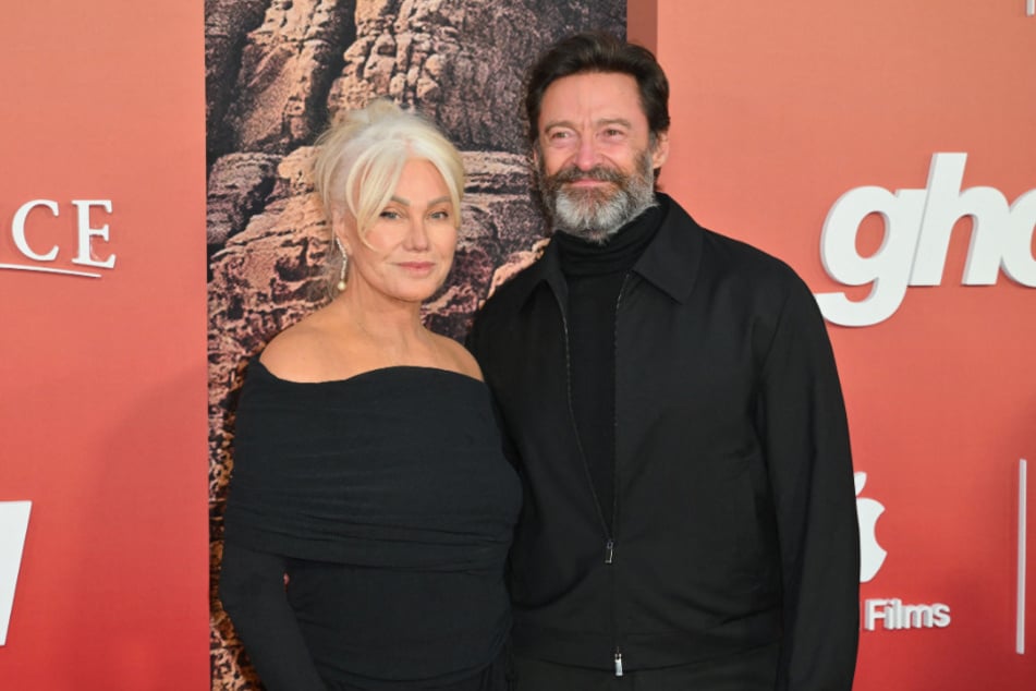 Australian actor Hugh Jackman (r.) and his wife Deborra-Lee Jackman of 27 years are getting a divorce.