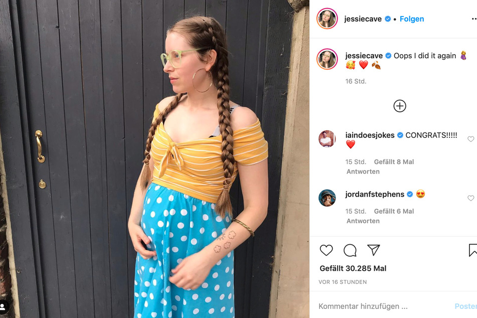 Jessie Cave (33) auf verkündet auf Instagram, dass sie schwanger ist.