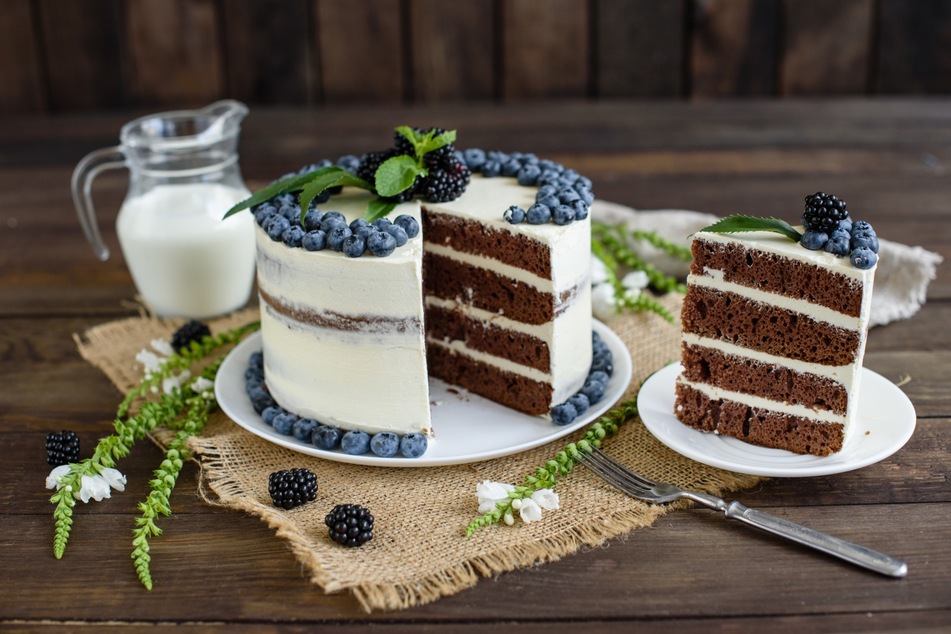 Torten backen leicht gemacht: Hier findest Du einfache Torten-Rezepte, die frisch, leicht und sommerlich schmecken. Freu' Dich auf leckere Inspiration!