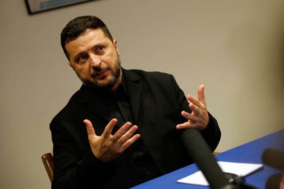 Ukraine-Krieg: Selenskyj flucht bei Frage zu Moskau-Reise - "Auf einer Rakete"