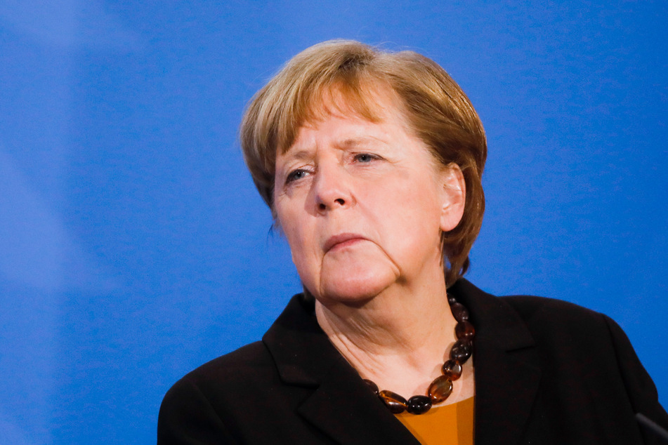 Kanzlerin Merkel (66, CDU) sichert sich mehr Macht in der Corona-Krise.