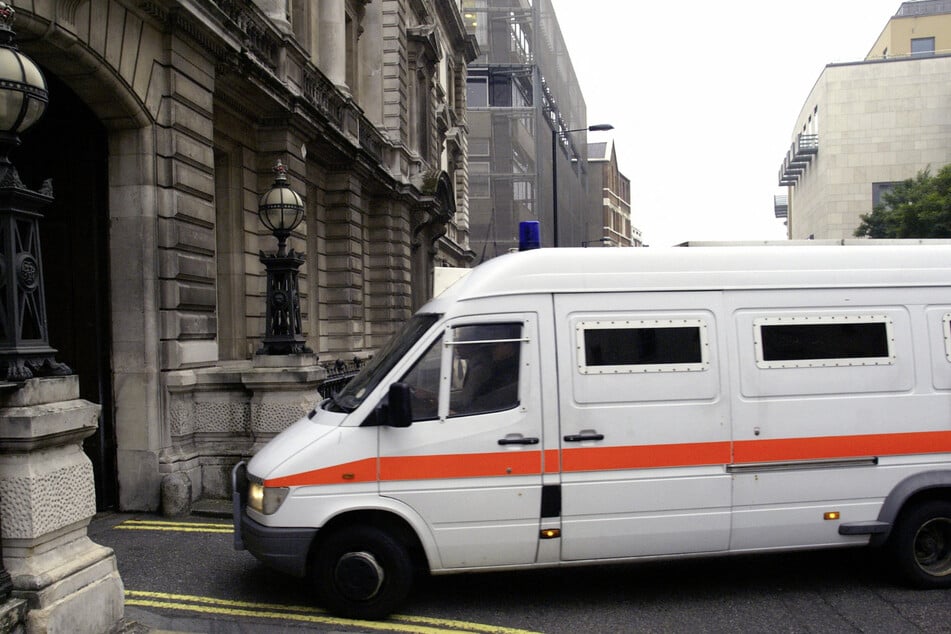 Am 6. Oktober 2005 fuhr ein Gefängnistransporter mit Aswat zum Londoner Amtsgericht. (Archivfoto)