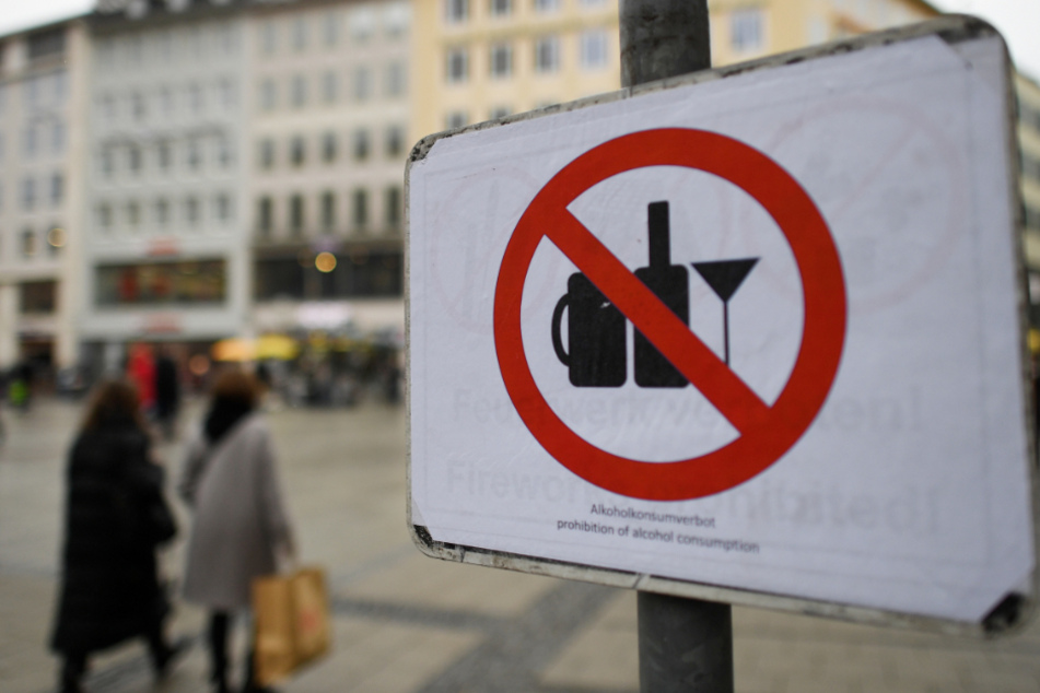 Viele Kommunen in Bayern wollen das Alkoholverbot fortsetzen. (Symbolbild)