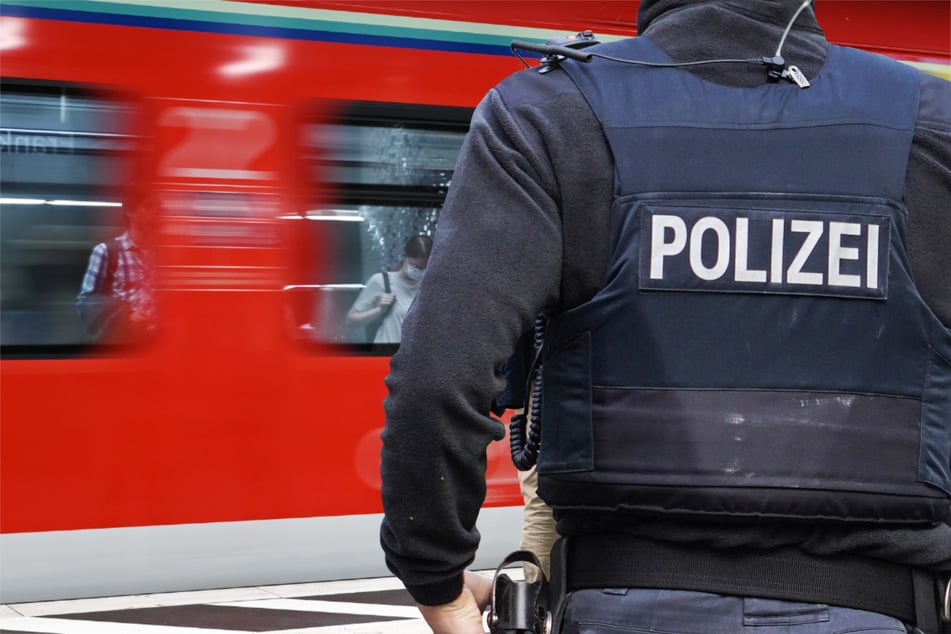 Angriff in einer S-Bahn der Linie S3: Die Polizei in Westhessen fahndet nach zwei unbekannten jungen Männern. (Symbolfoto)