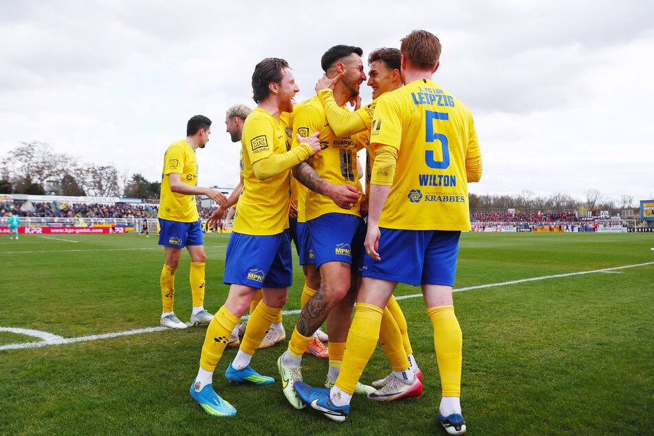 Lok Leipzig hat vom Deutschen Fußball-Bund für die kommende Saison die Zulassung zur 3. Liga erhalten. Sportlich ist es aber noch ein langer Weg.