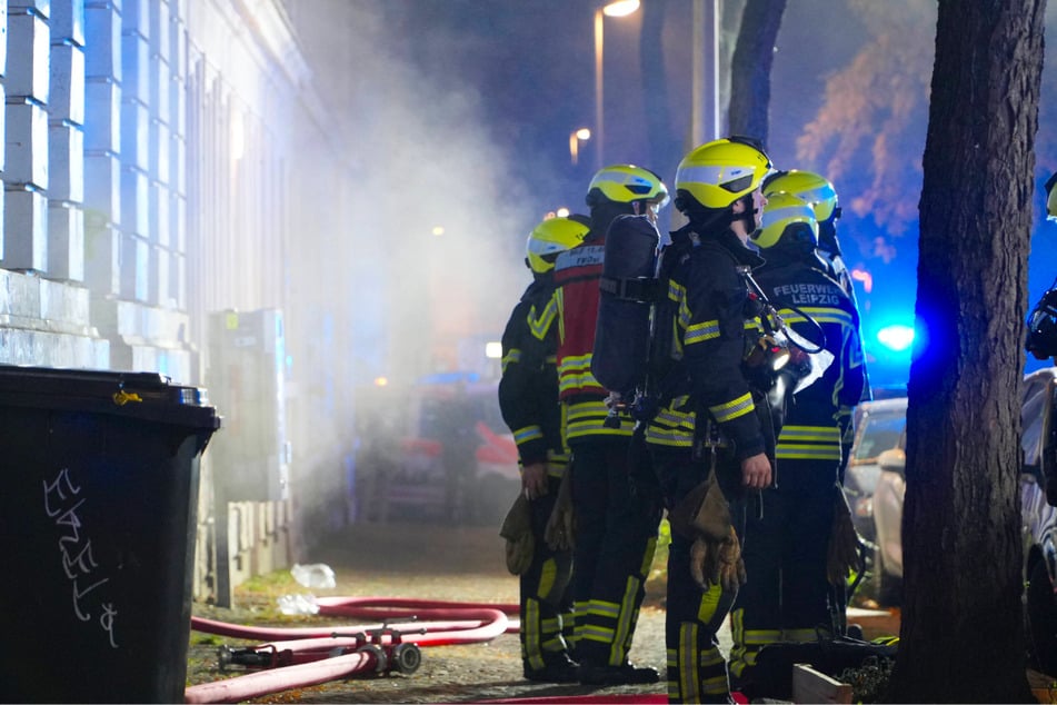 In der Ludwigstraße brannte es in einem Mehrfamilienhaus.