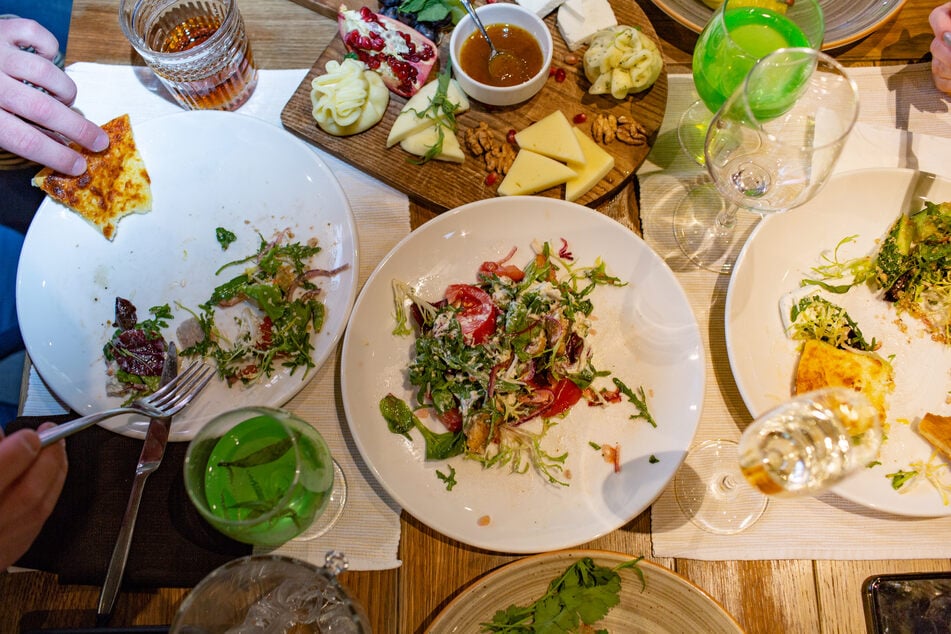 Eigentlich hätte das Essen nur um die 93 Dollar gekostet. (Symbolbild)