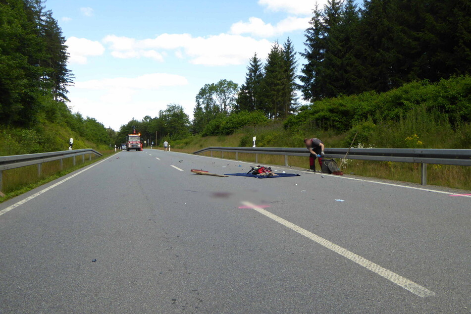 Die S258 musste während der Unfallaufnahme bis etwa 11.30 Uhr voll gesperrt werden.