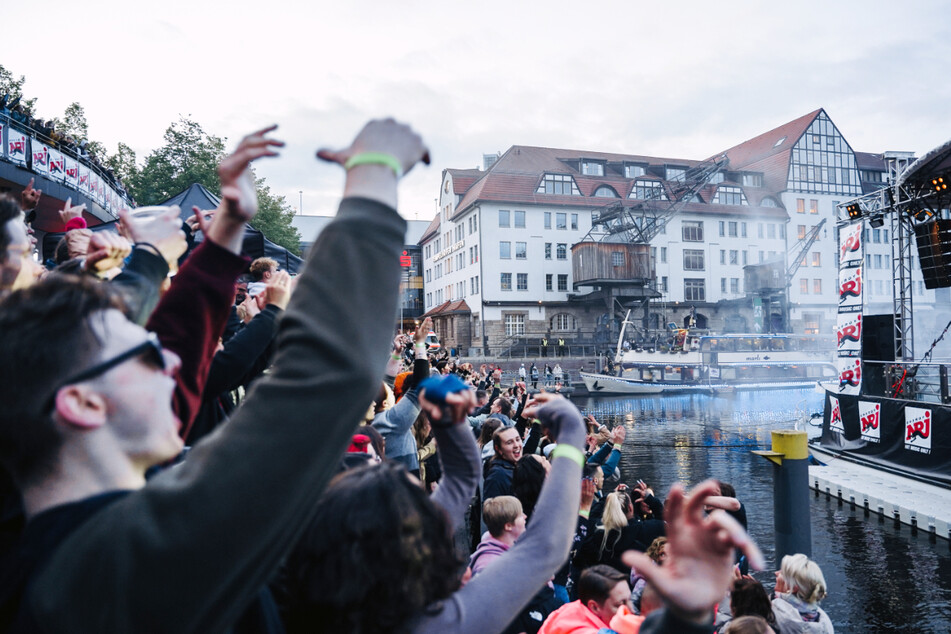 So geht Kiez: Beim Urban Day am Samstag (2.9.) im Tempelhofer Hafen gibt's was zu Feiern, zu Lachen und Erleben.