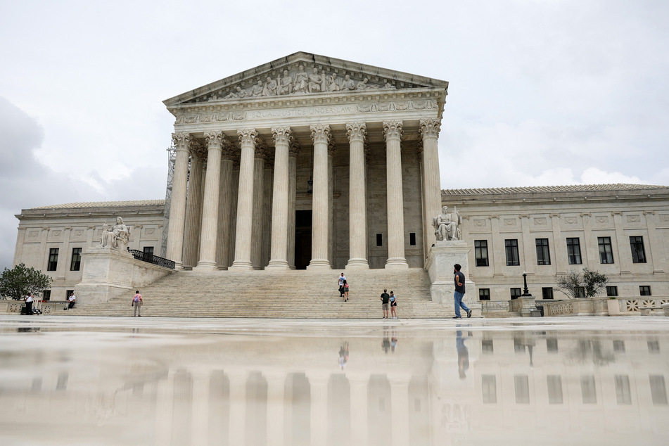 The US Supreme Court ruled 8-1 that the states of Texas and Louisiana lacked legal standing to challenge the Biden administration's immigration policy.