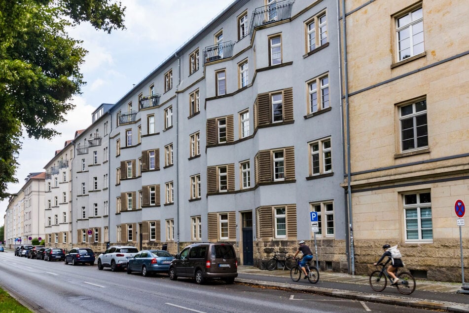 Diese Mehrfamilienhäuser am Käthe-Kollwitz-Ufer bezeugen Fritzsches Wirken in Dresden.
