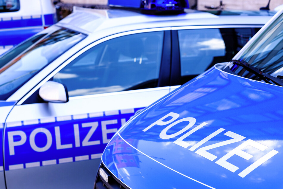 Kurz nach der Tat wandte sich zudem eine 25-Jährige an die Polizei und berichtete von einem ähnlichen Verbrechen. (Symbolbild)
