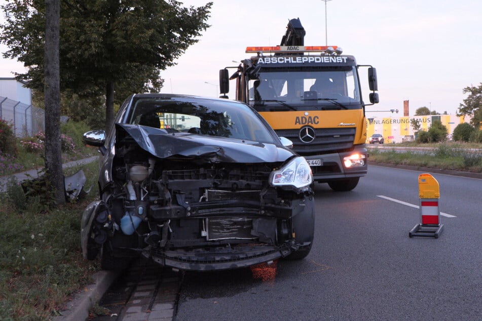 Kurz zuvor hat es schon zwischen einem Citroen und einem Toyota gekracht.