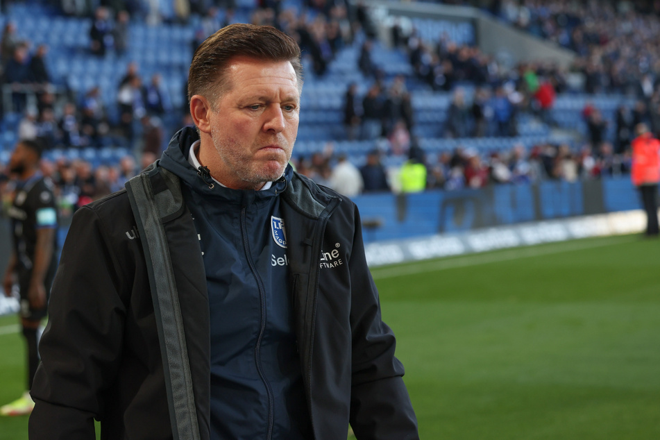Trainer Christian Titz (51) ist von der Hinrundenbilanz des 1. FC Magdeburg enttäuscht.