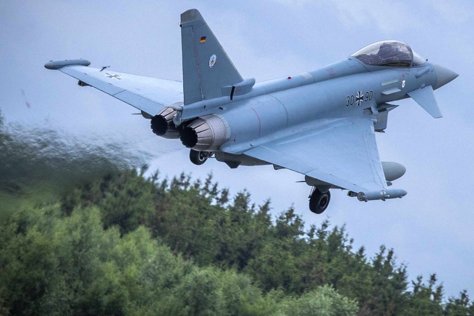 Eurofighter starten zur NATO-Mission an russischer Grenze